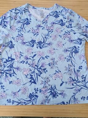 George Floral V-Neck T-Shirt